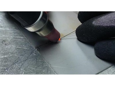 为什么冷焊机焊接不上去